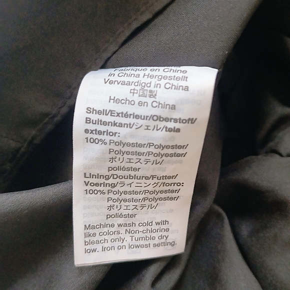 J.crew  women's Satin back crepe button-front blouse,Size 14, black - Picture 9 of 9